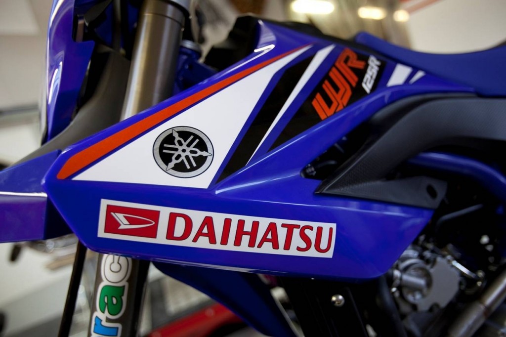 Yamaha_WR_125R_Daihatsu_Terios_Team_2010