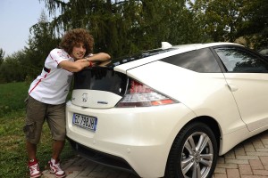 marco-simoncelli-sceglie-honda-cr-z-simoncelli-crz-3